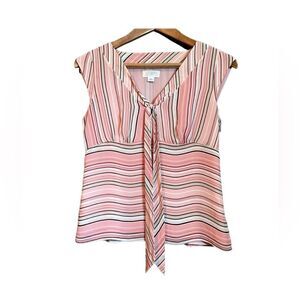 3 for $30! Loft pink petites short sleeve top‎